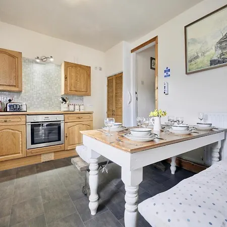 3 Bed In Ullock Sz043 * Arlecdon